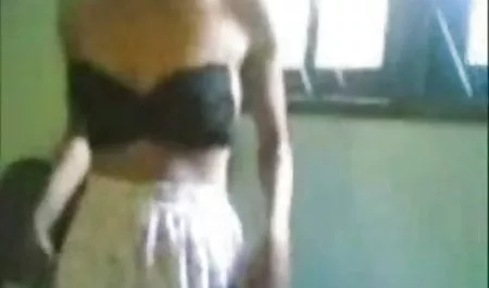 Czarna dziewczyna pięść kurwa zmienić filmy sex starsze panie