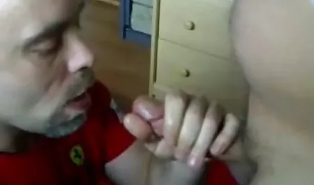 Ta piękna, młoda kobieta z kurczaka konna w seks starszych pan naturze